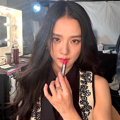 jisoo dior lip glow|jisoo dior addict.